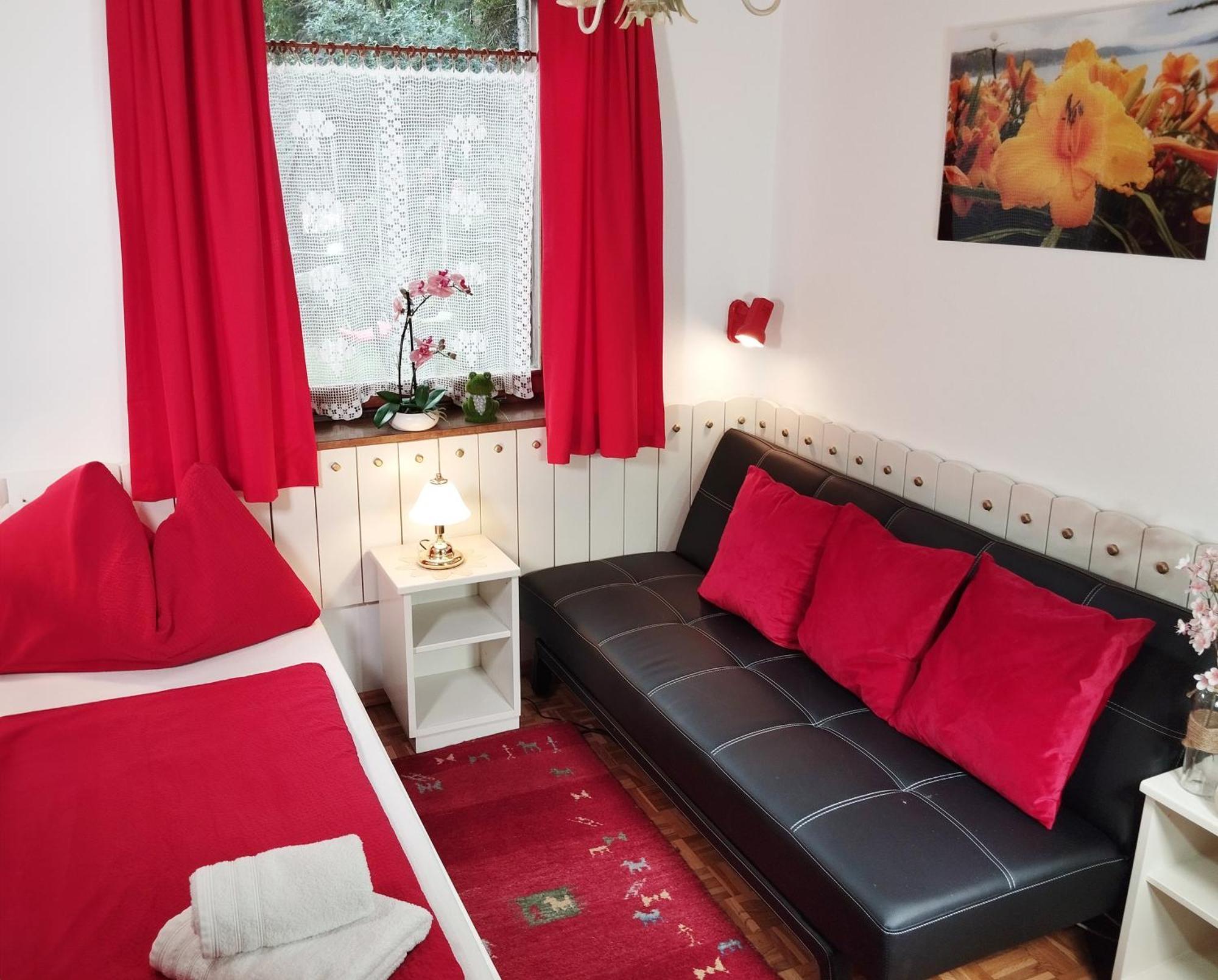 Ferienwohnung Schellander Privatstrand Velden am Wörthersee Værelse billede